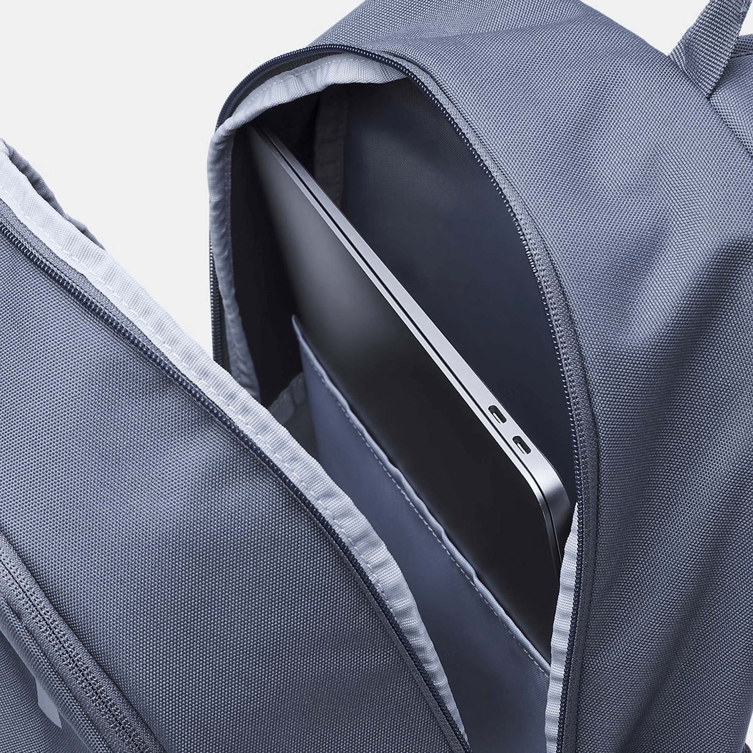 Mochila Under Armour Hustle Lite Gris Para Laptop Escolar Unisex 24L — imagen 4