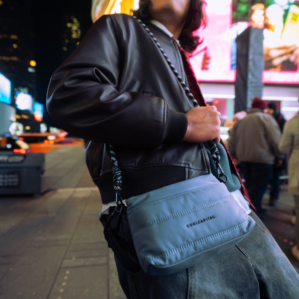 Crossbody Sora Bolsa Compacta Cool Capital Gris — imagen 11