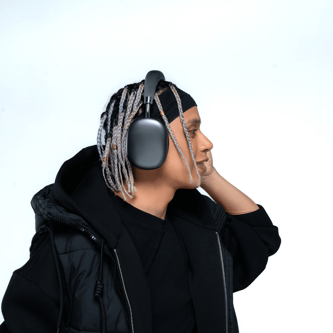 Audifonos Inalambricos On Ear STF Cherry 20 Hrs Gris — imagen 3