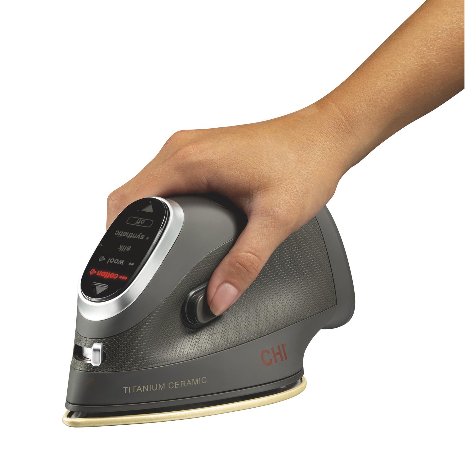 PLANCHA ELECTRONICA CHI 13120 CABLE RETRACTIL HAMILTON BEACH — imagen 4
