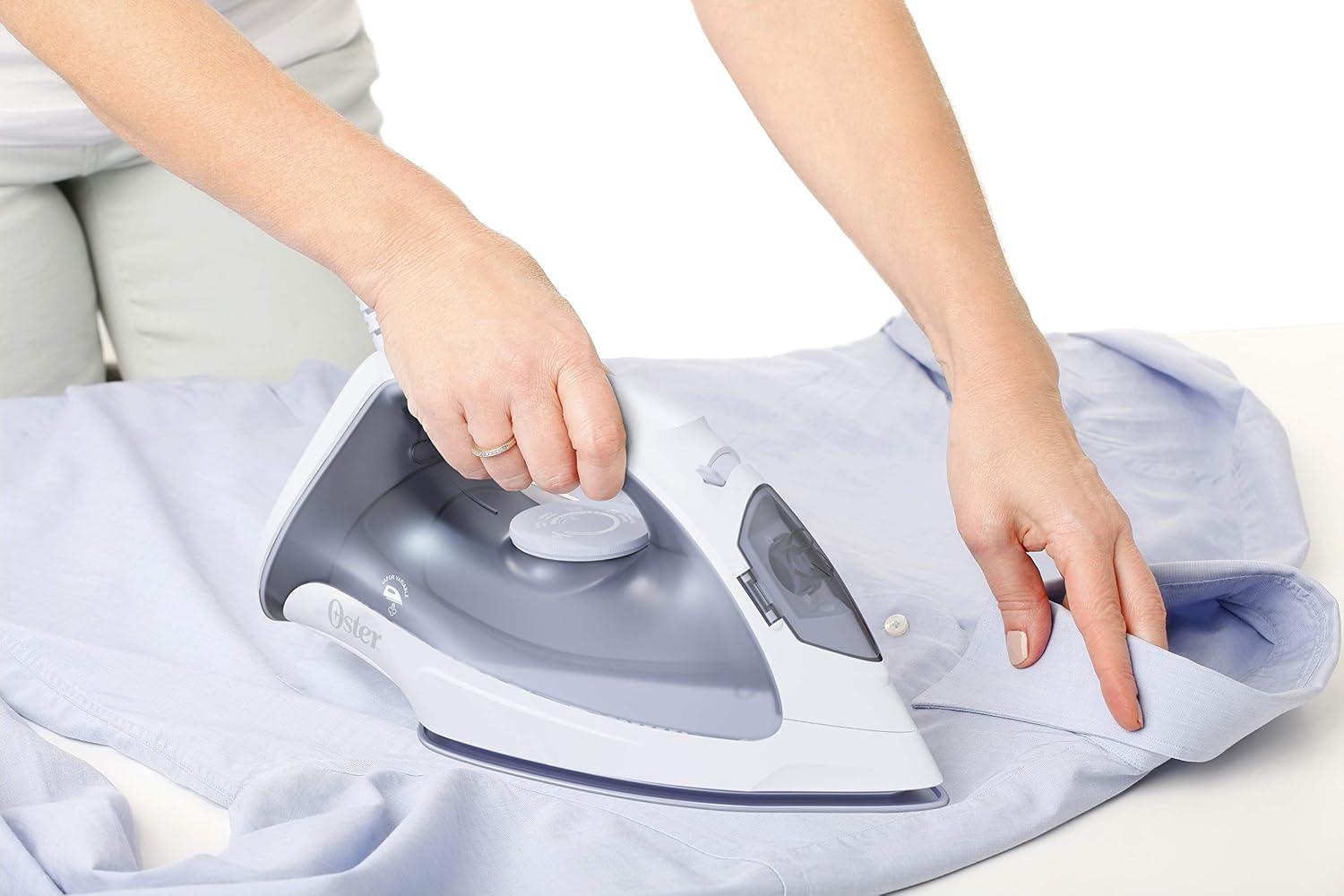 Plancha de Vapor Oster GCSTBS3802 Ligera con Suela Antiadherente Lila — imagen 4