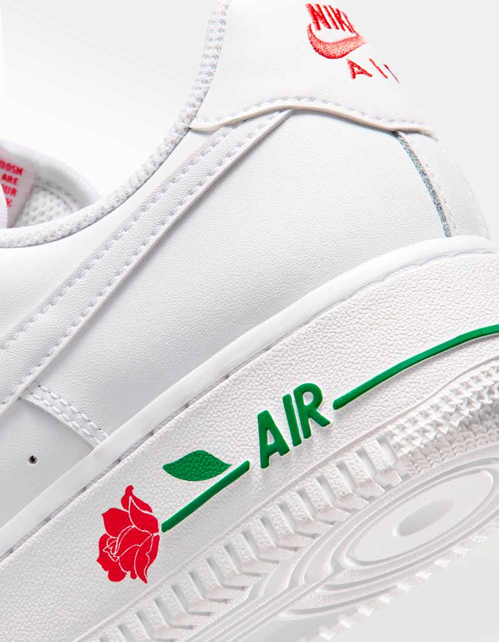Tenis Nike Air Force 1 07 SE Blanco - Mujer — imagen 4