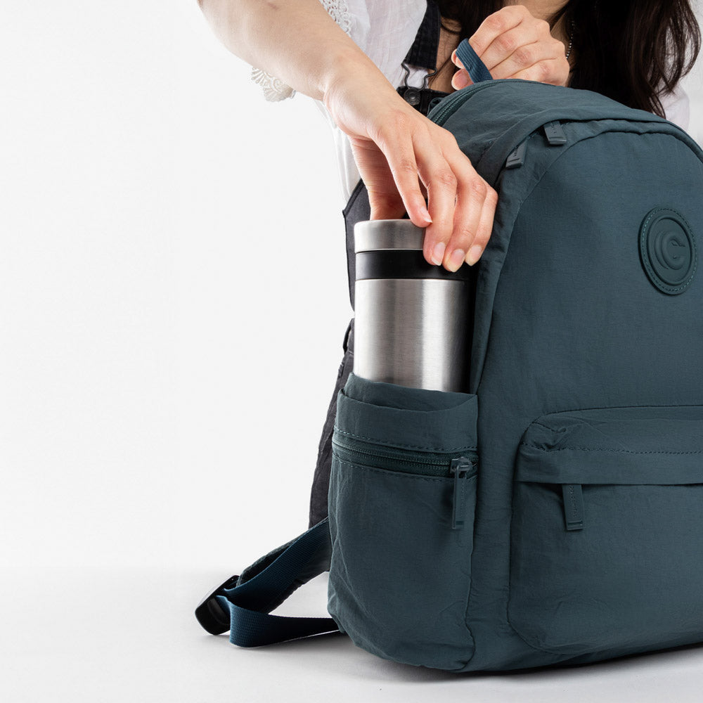 Mochila para Laptop 14" con Cangurera CoolCapital Canyon: Protección y Organización Total, Verde — imagen 4