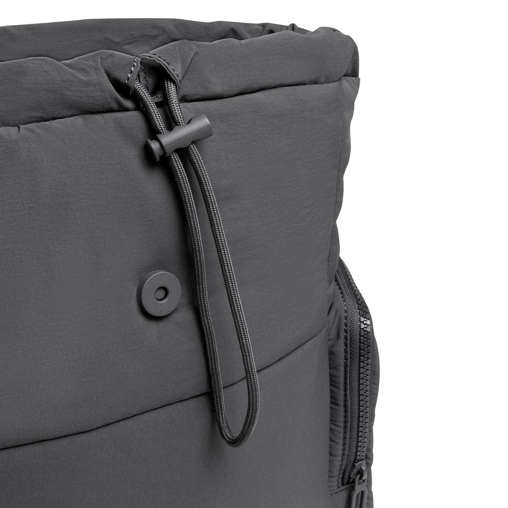 Mochila Onna Laptop 15" Cool Capital Gris — imagen 16