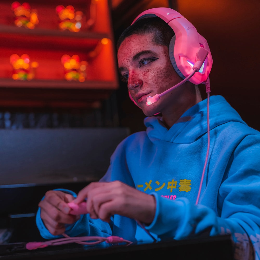 Audífonos alámbricos Gamer On-ear STF Beast Muspell Tournament: Hi-Fi, 3.5 mm, Rosa — imagen 9