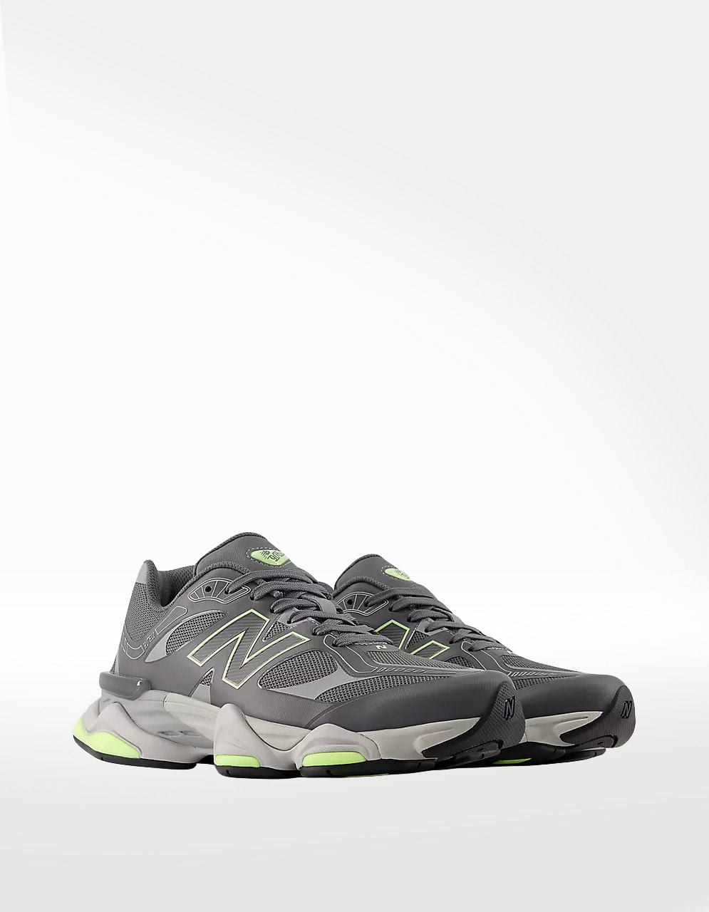 Tenis New Balance 9060 Negro - Mujer — imagen 4