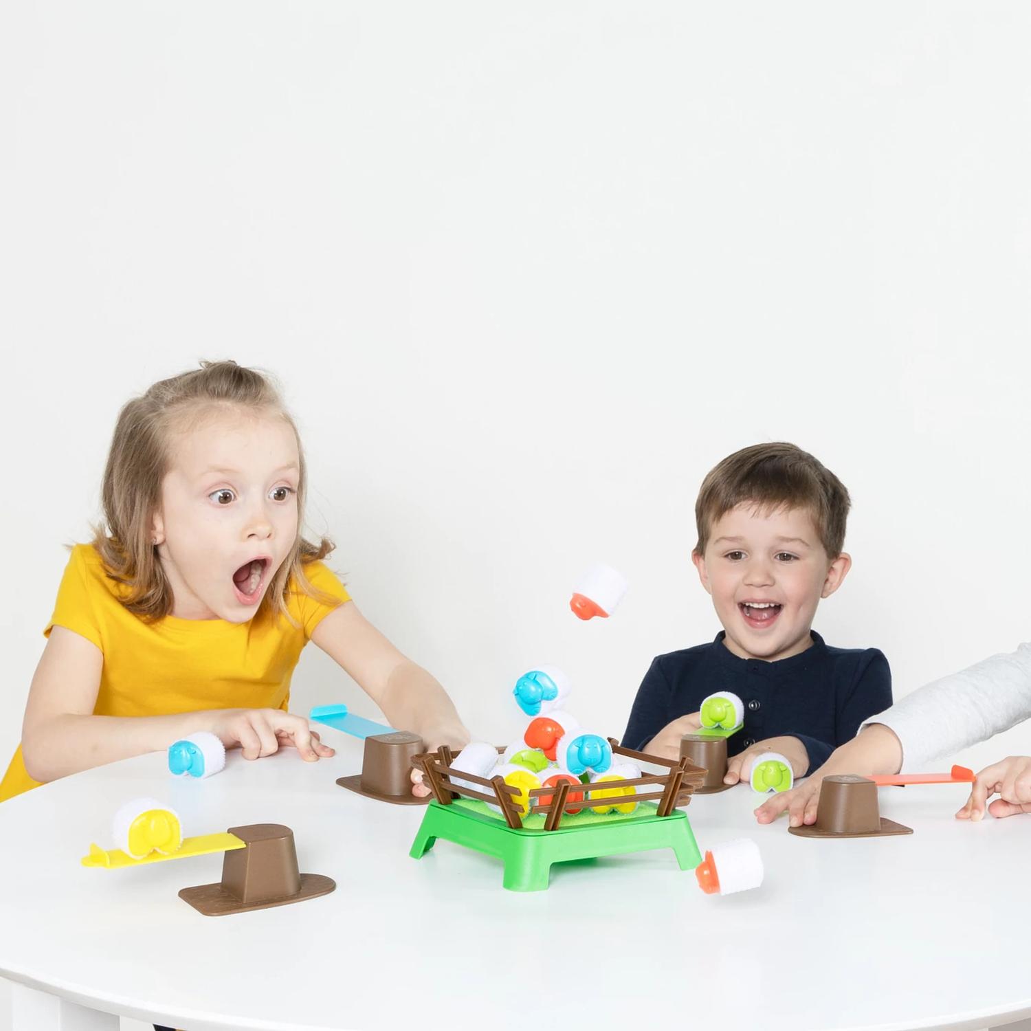 Juego De Mesa Catapulta De Ovejas Heap O Sheet Fat Brain Toys 4 Jugadores Multicolor — imagen 3
