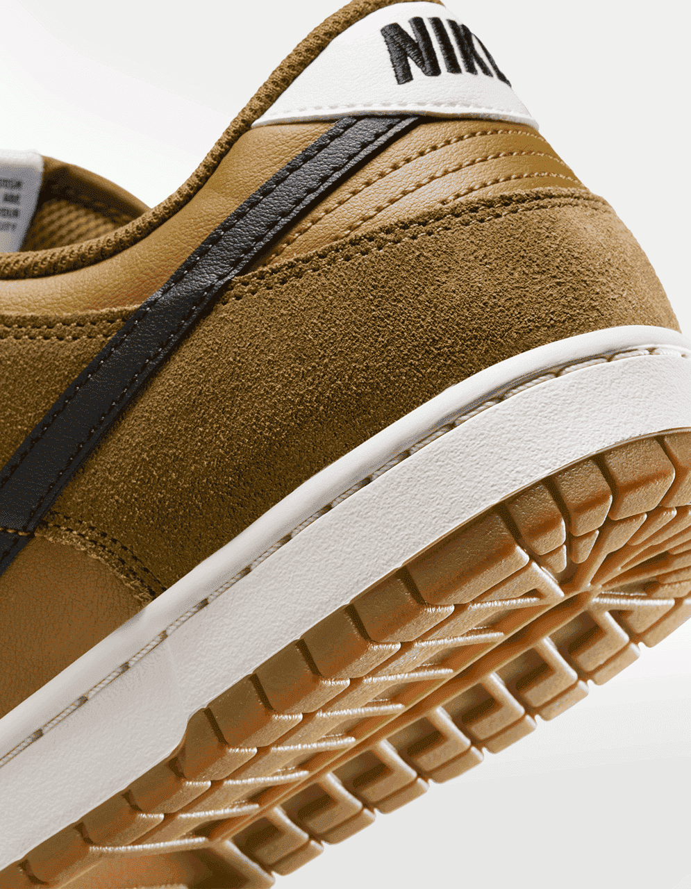 Tenis Nike Dunk Low Retro SE Blanco - Hombre — imagen 5