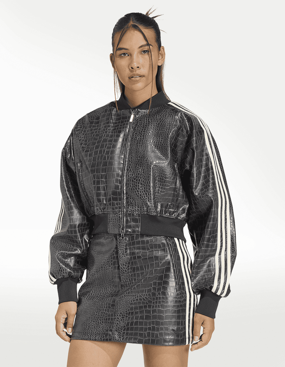 Chamarra Adidas SST Plthr Negro - Mujer — imagen 2